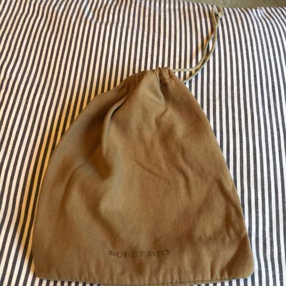 Burberry Handbags - Burberry Dust bag